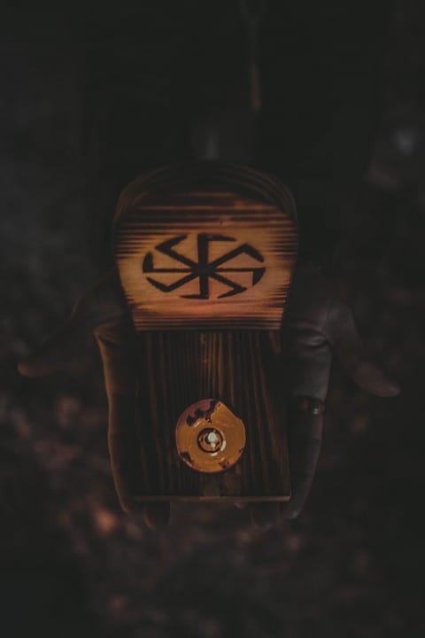 Ultimate Guide to Pocket Knives with Hoof Picks: A Review 1 bushcraft 5241930 960 720