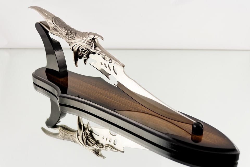 The Ultimate Guide to Using a Pocket Knife Can Opener: Tips and Tricks 1 handle 866020 960 720