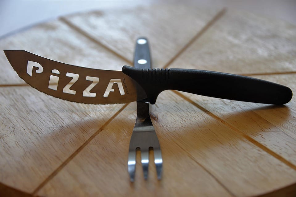 The Evolution of Pocket Knife Frames: A Look Back at 1800s Construction Techniques 1 pizza cutlery 2789429 960 720